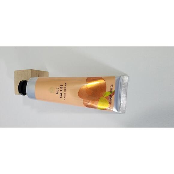 All Smiles Hand Cream 30ml - Picture 1 of 3